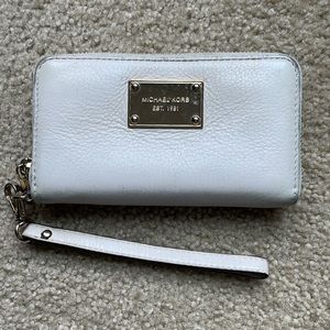 Michael Kors wristlet wallet